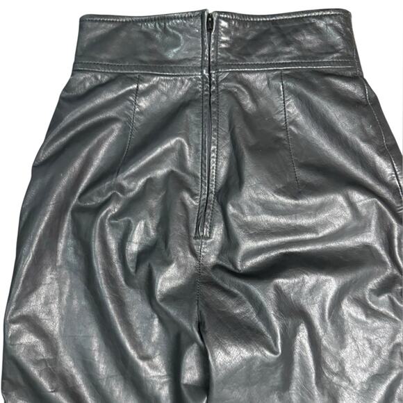 Vtg 80s Leather Ultra High Rise Tapered Leg Pants Womens XS Rockabilly Baddie - Picture 4 of 5